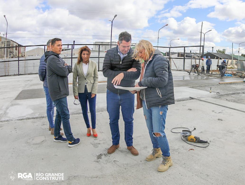 El Municipio Construye Una Nueva Plaza En El B° Chacra II